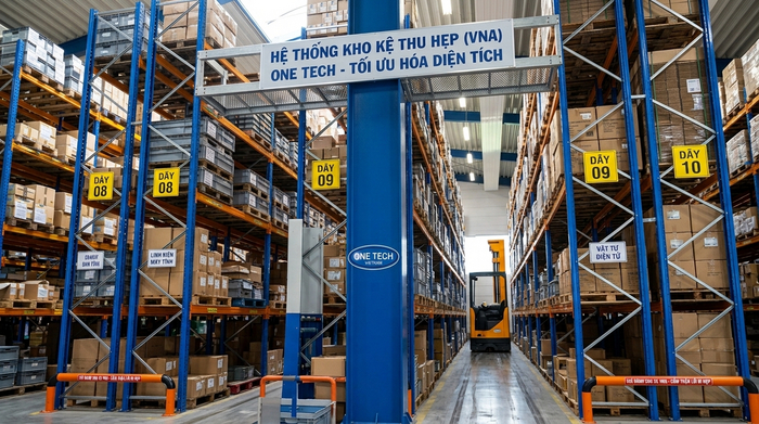 Cấu tạo kệ VNA cho kho hàng tại Lâm Đồng Cấu tạo kệ VNA gồm chân trụ thanh beam giằng và thanh bảo vệ
